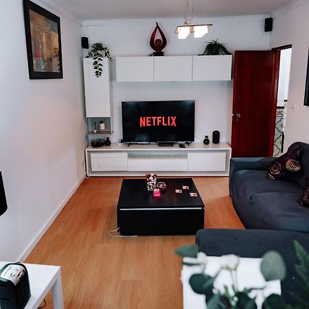 Family-Friendly And Cozy 3-Bedroom Accommodation In ליסבון מראה חיצוני תמונה